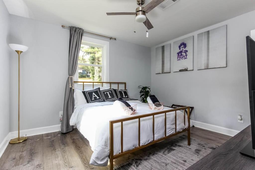 West End Bungalow Perfect To Work, Play, & Escape Atlanta Extérieur photo