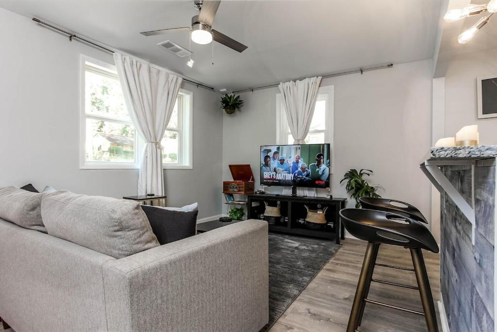 West End Bungalow Perfect To Work, Play, & Escape Atlanta Extérieur photo